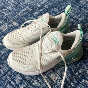 Youth Nike Airmax  270